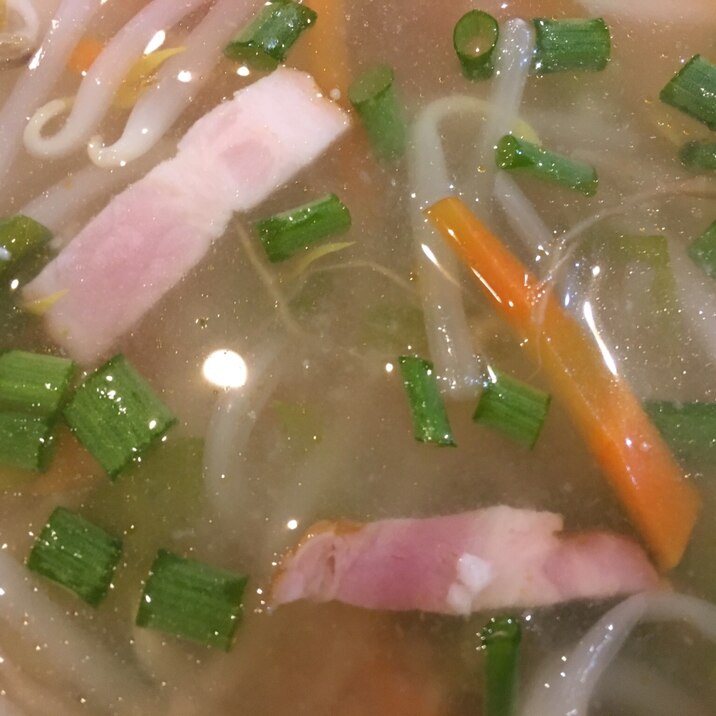 もやしとにんじんとニラとベーコンのスープ レシピ 作り方 By Tommeg12 楽天レシピ もやしとにんじんとニラとベーコンのスープ レシピ 作り方 By Tommeg12 楽天レシピ